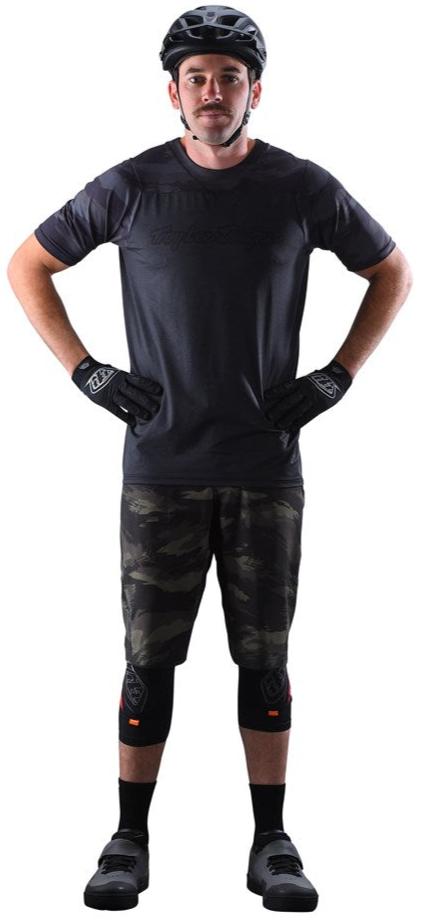 TLD SKYLINE SHORT SHELL BRUSHED CAMO MILITARY FRONT FACING MODEL