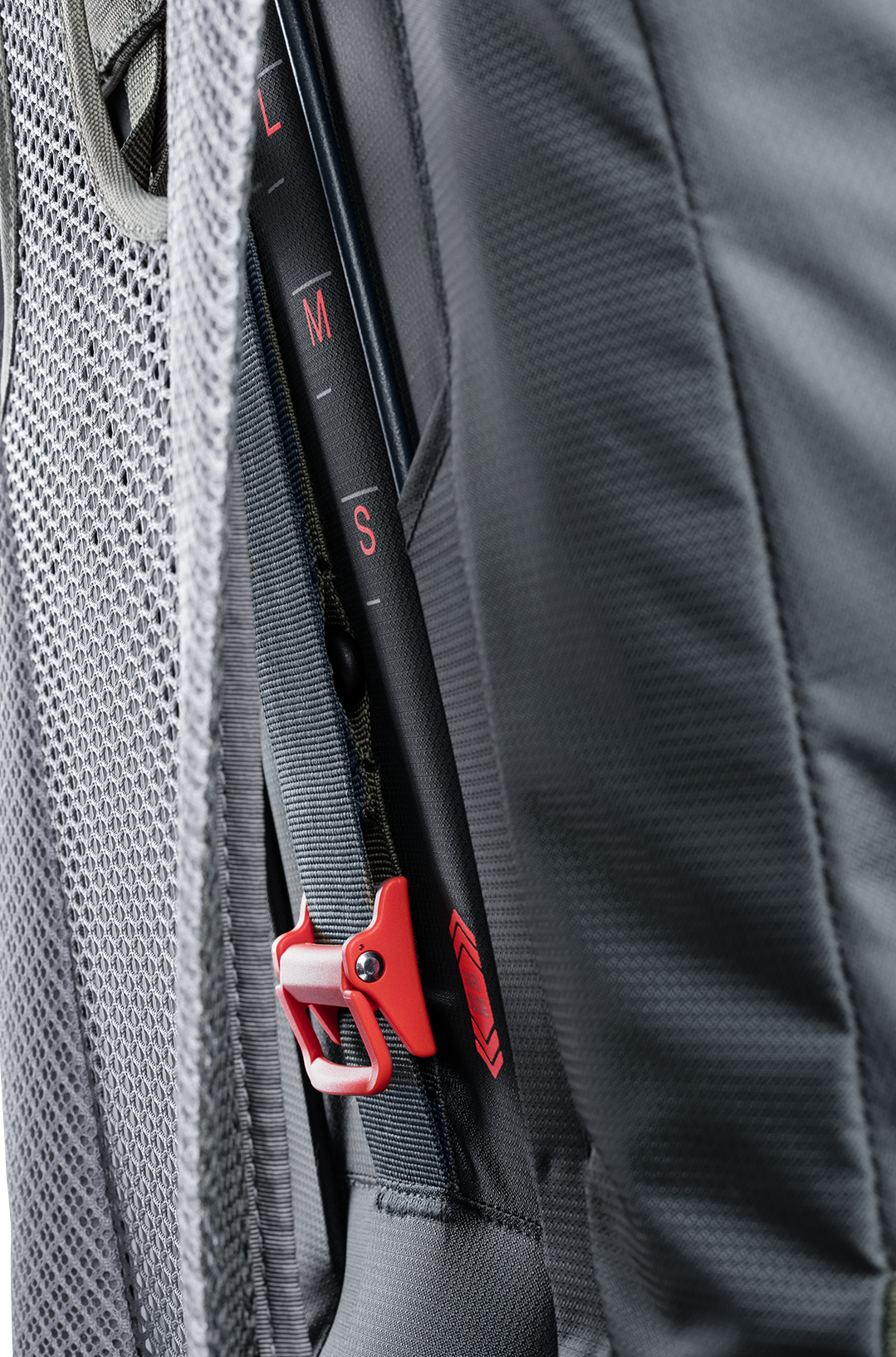 Deuter Futura Air Trek 50+10L Backpack Black-Graphite