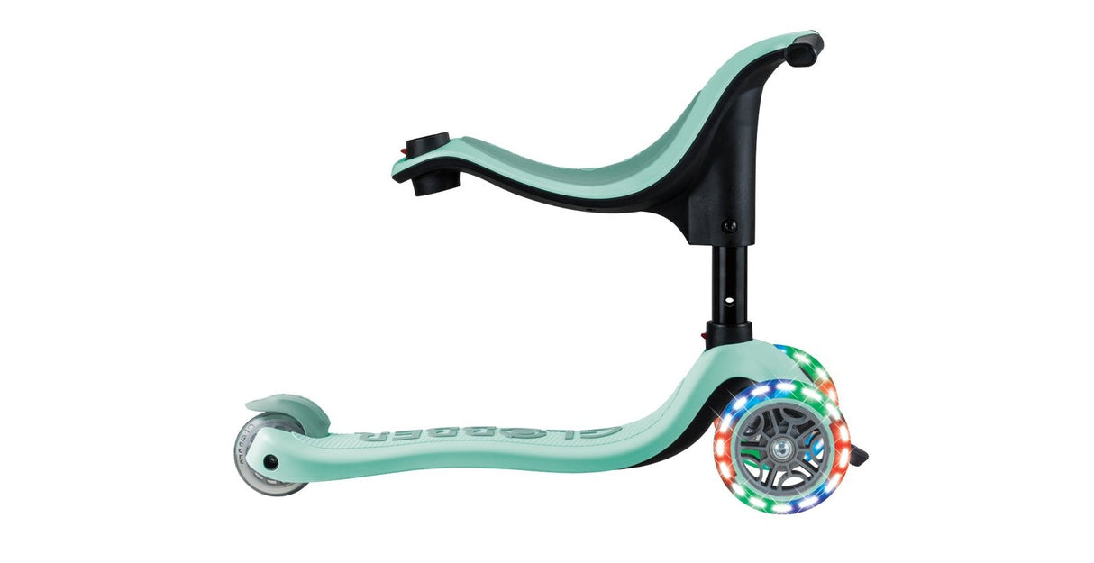 Globber Go Up Sporty Lights 360 - Mint/ Pistachio