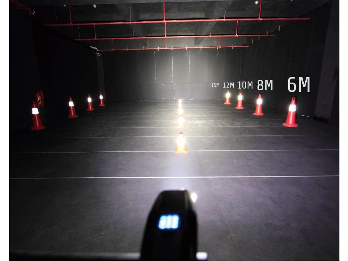 Moon Meteor Storm Pro 2000 Lumen Front