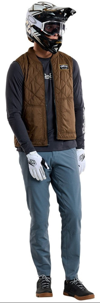 Troy Lee Designs RUCKUS RIDE VEST MONO CHOCOLATE SIDE FRONT FACING MODEL