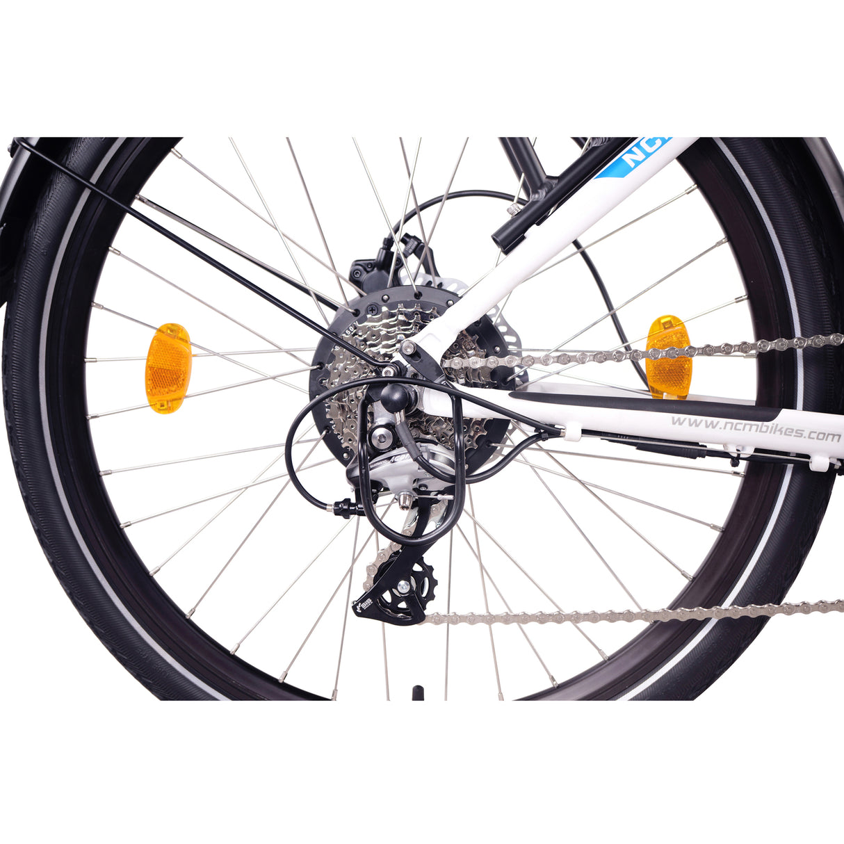 NCM Milano Plus 250W 48V 16Ah 768Wh 26" City Electric Bike