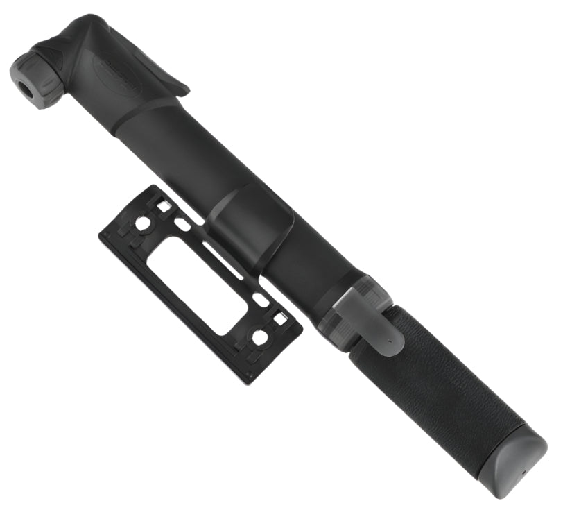Beto Economy Mini Pump Reversible W/Bracket