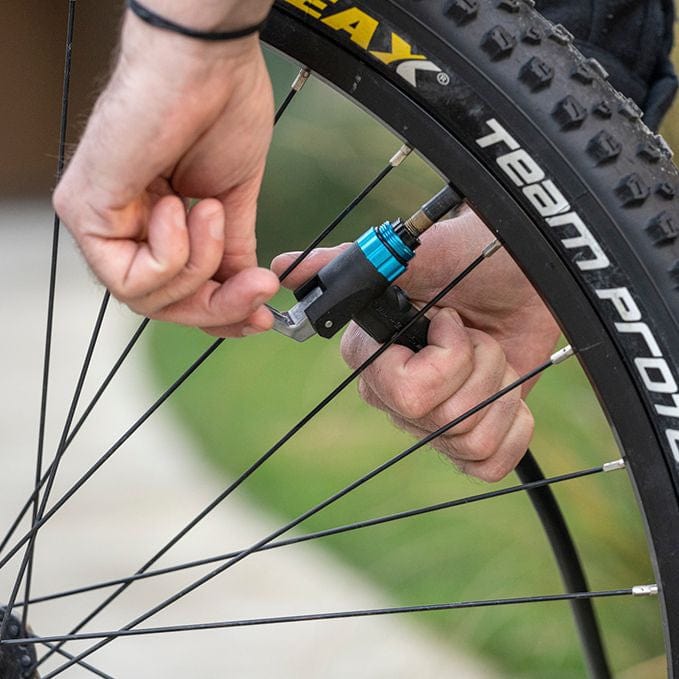 Blackburn Core 3 Floor Pump Silver