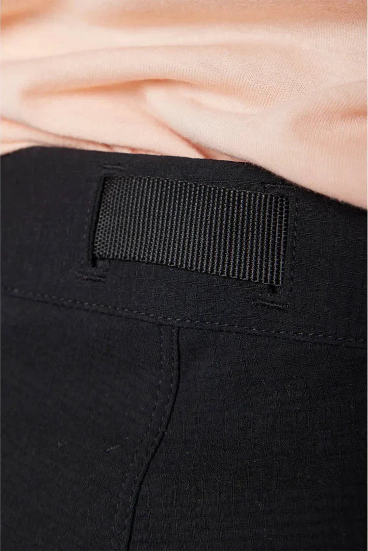 Fox WOMENS RANGER SHORT W/ LINER - Black DETAIL