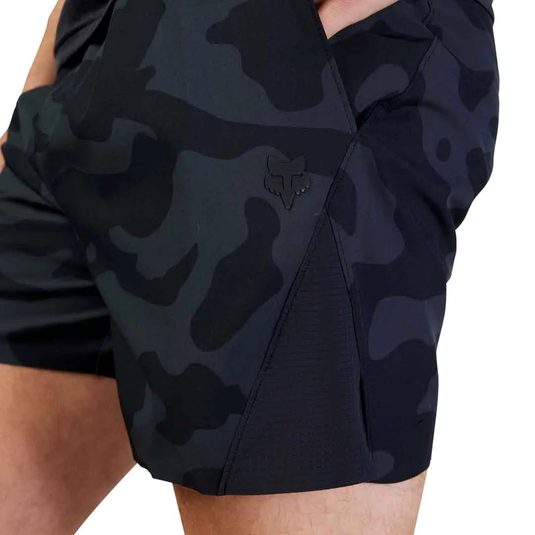 Fox CORE CAMO Shorts 5" Linerless Black Camo