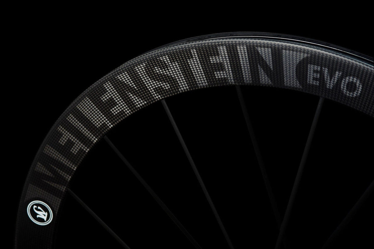 Lightweight Meilenstein 24 EVO Schwarz Edition Disc Road Wheelset (Campag)