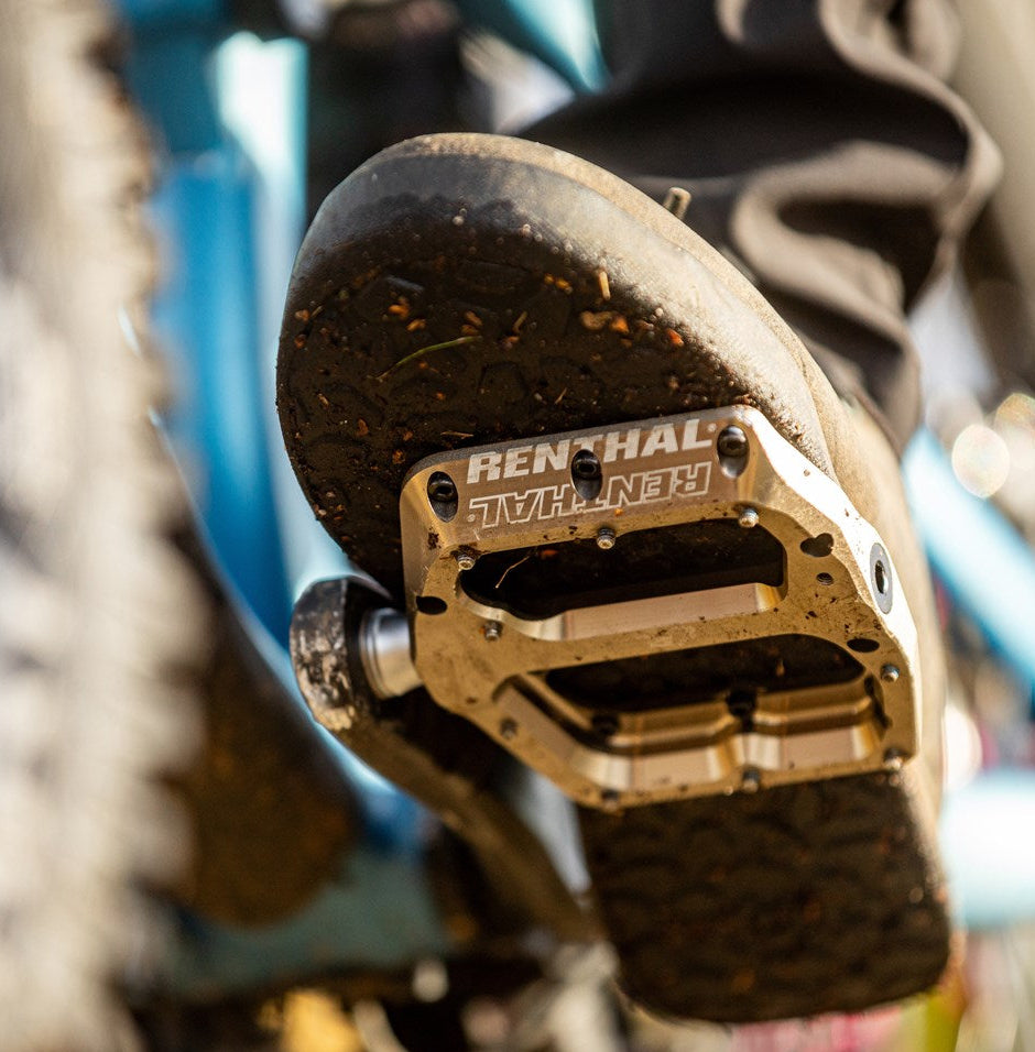 Renthal Revo-F Aluminum Flat Pedal Gold