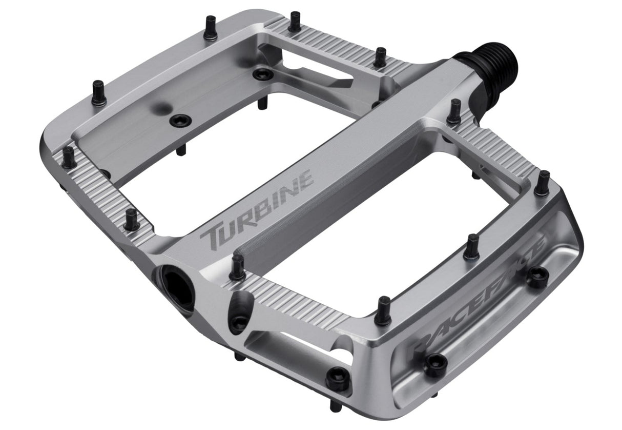 Race Face Turbine 26 Flat Pedals - Silver