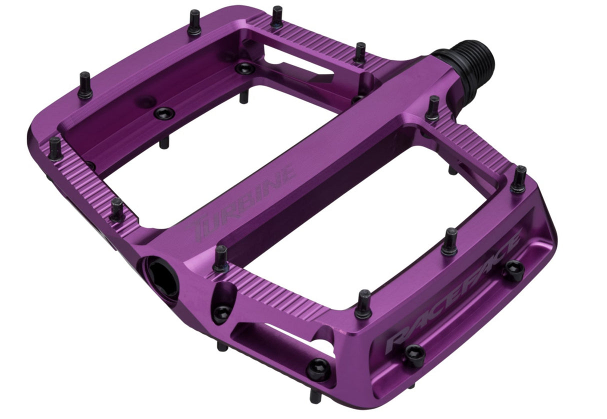 Race Face Turbine 26 Flat Pedals Purple