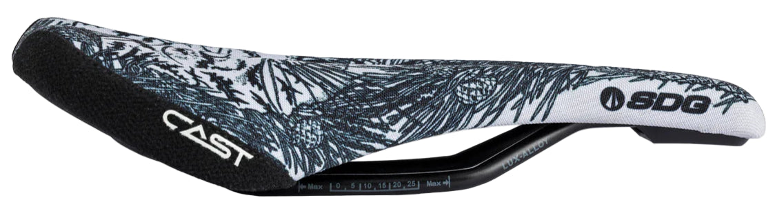 Cast MTB Kriss Kyle Scottish Wildcat SDG Bel-Air V3 Saddle LUX Alloy Rail