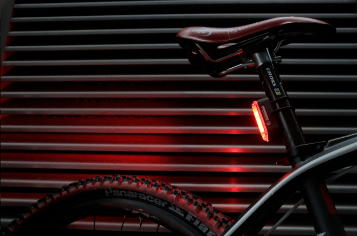 Moon Sirius 200 Lumen Rear