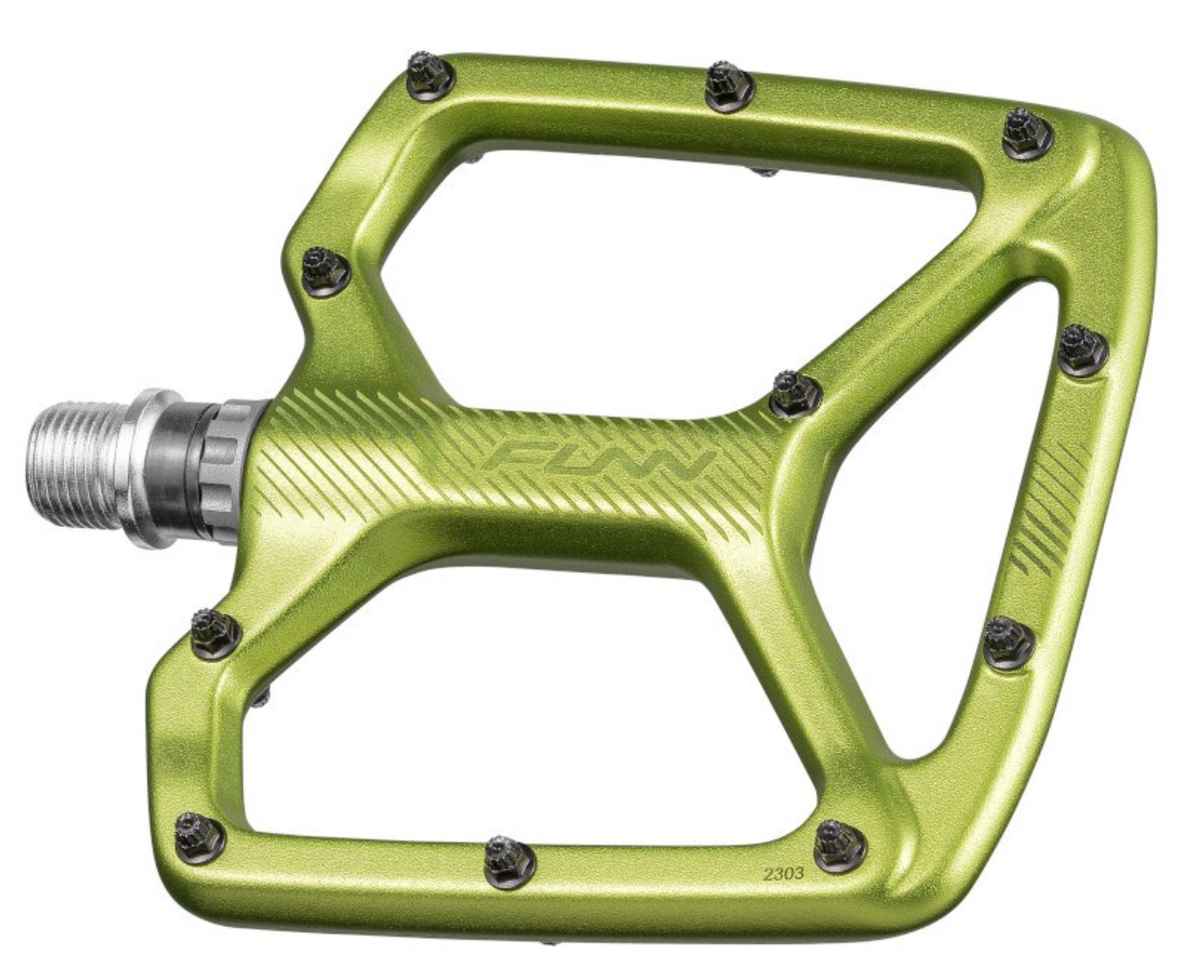 Funn Python V2 Flat Pedal with Long Pins