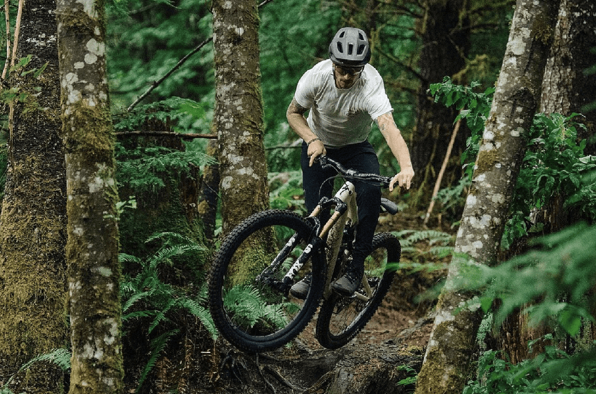 Specialized Tactic 4 Helmet Oak Green Lifestyle 2