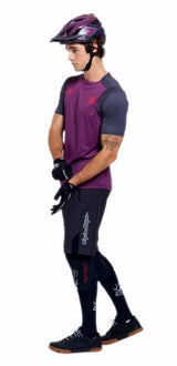 Troy Lee Designs Skyline Pro Short Shell Mono Carbon SIDE-FRONT FACING MODEL