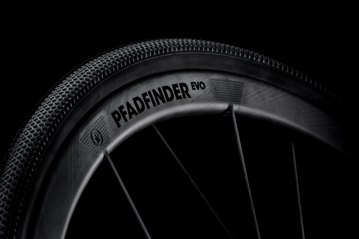 Lightweight PFADFINDER EVO Schwarz Edition Gravel Disc Wheelset (Shimano/SRAM)