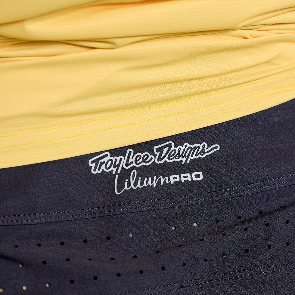 Troy Lee Designs Womens Lilium Pro Short Shell Mono Carbon DETAILS