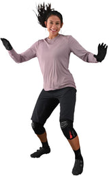 TLD 24.1 Womens LILIUM SHORT SHELL - BLACK FRONT FACING MODEL