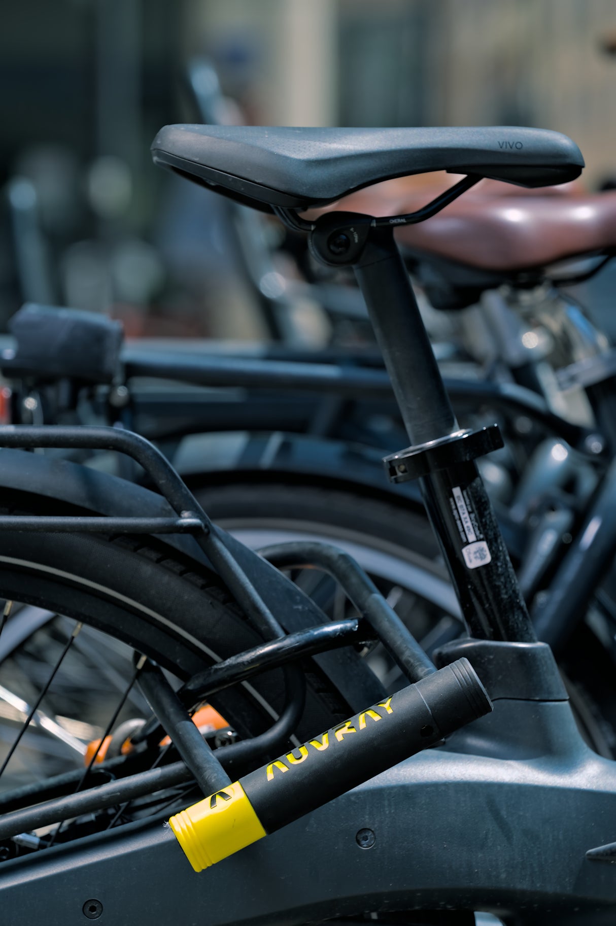 Auvray U-ALARME Bike Lock 128x245mm With Mount