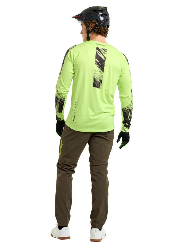 Troy Lee Designs Skyline Chill Pant 25.2 Mono Dark Earth BACK FACING MODEL