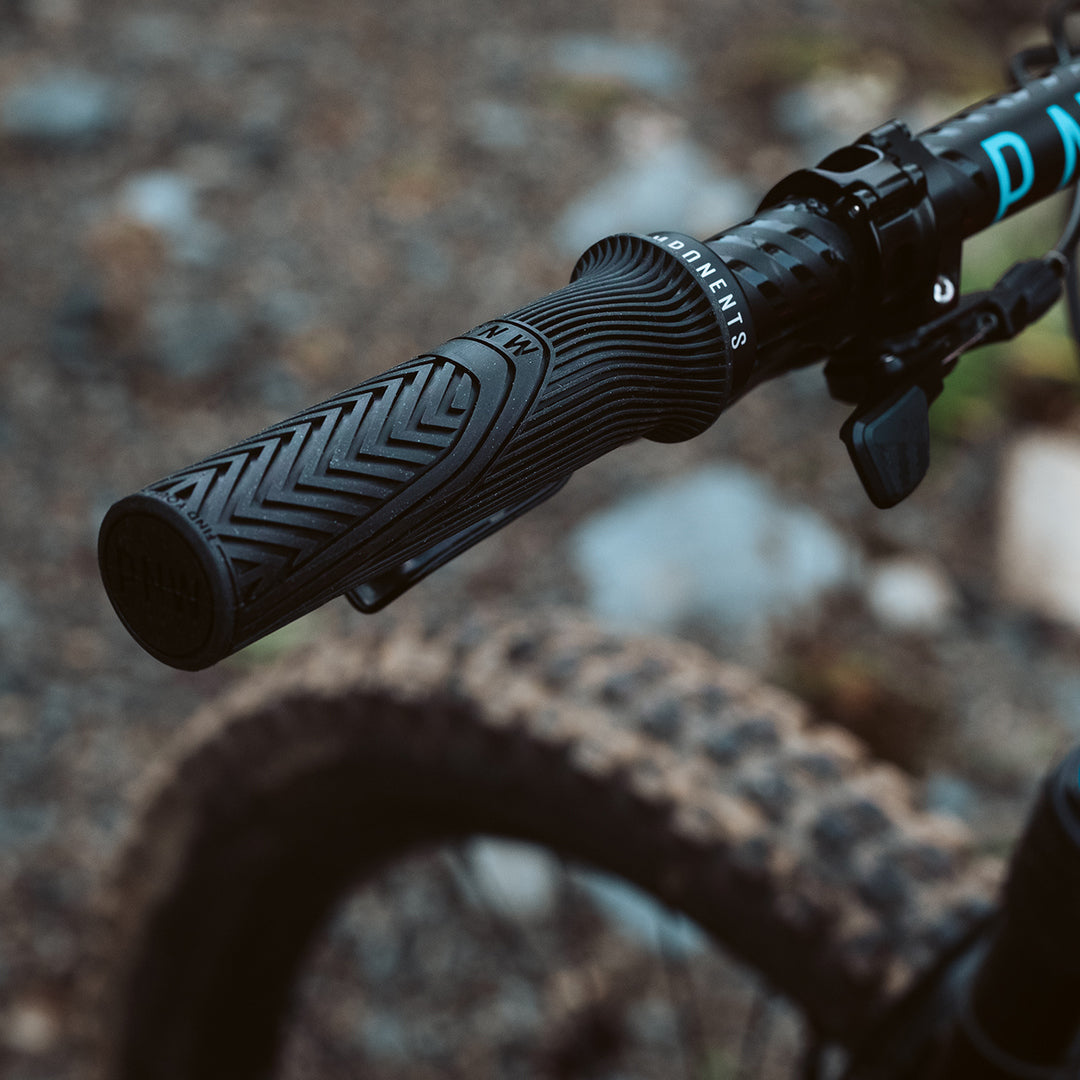 PNW Grip Loam Regular Blackout Black