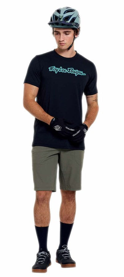 Troy Lee Designs Skyline Trail Short W/Liner Mono Army FRONT FACING MODEL