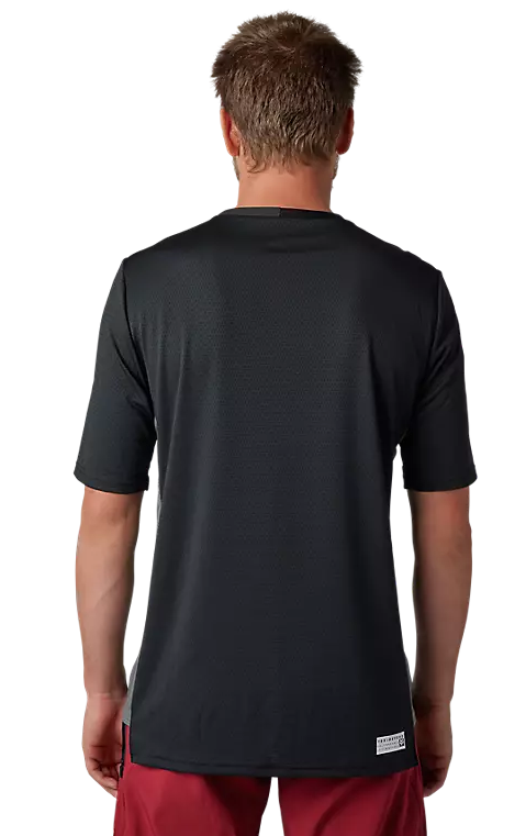 Fox Racing Defend Short Sleeve Jersey BACK FACING MODEL