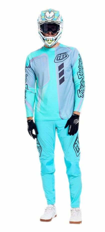 Troy Lee Designs Sprint Pro Jersey Mono Sangria FRONT FACING MODEL