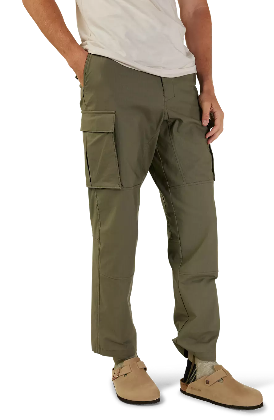 Fox SOURCE UTILITY PANT Olive Green SIDE FRONT FACING MODEL 