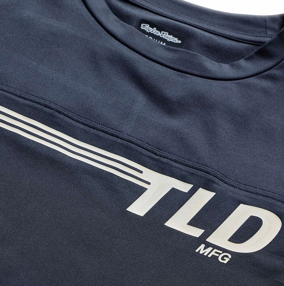 Troy Lee Designs Ruckus Ride 3/4 Tee Wings Carbon DETAILS