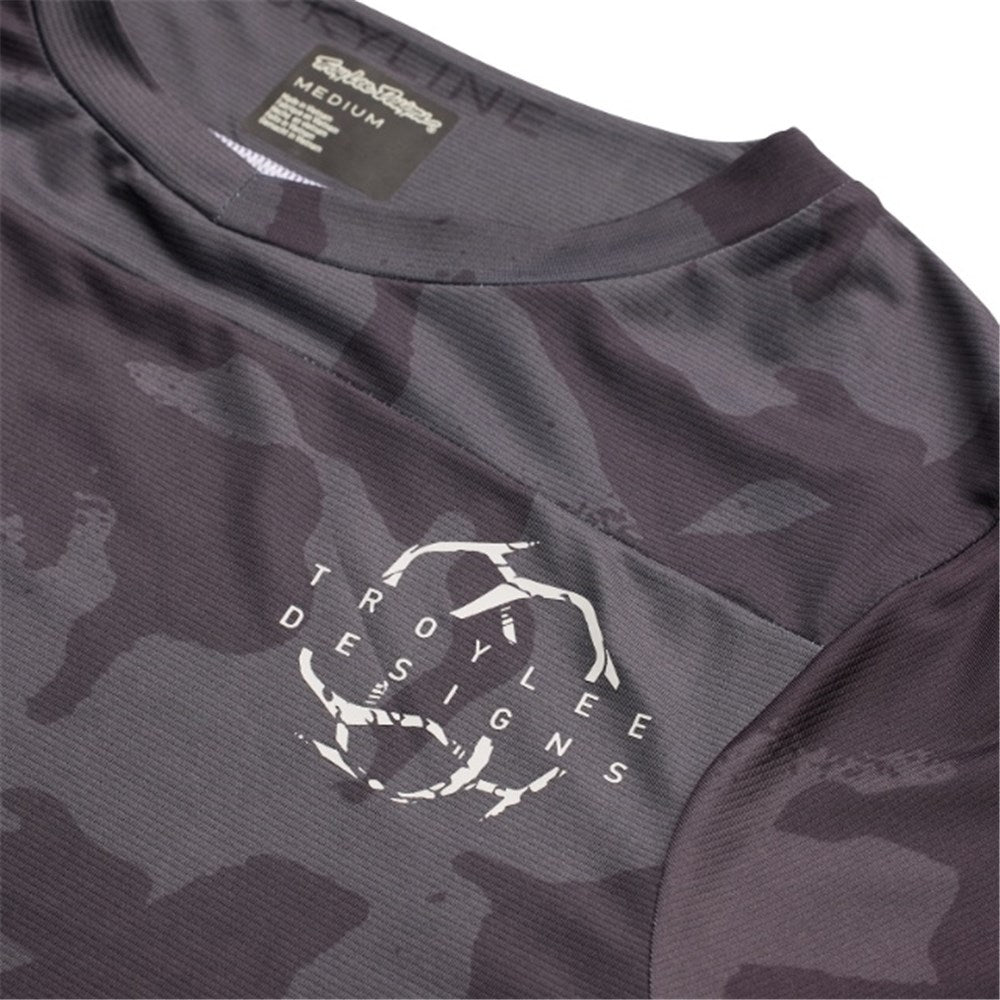 TROY LEE DESIGNS 24.1 SKYLINE SS JERSEY SHADOW - CAMO CARBON FRONT PRINT