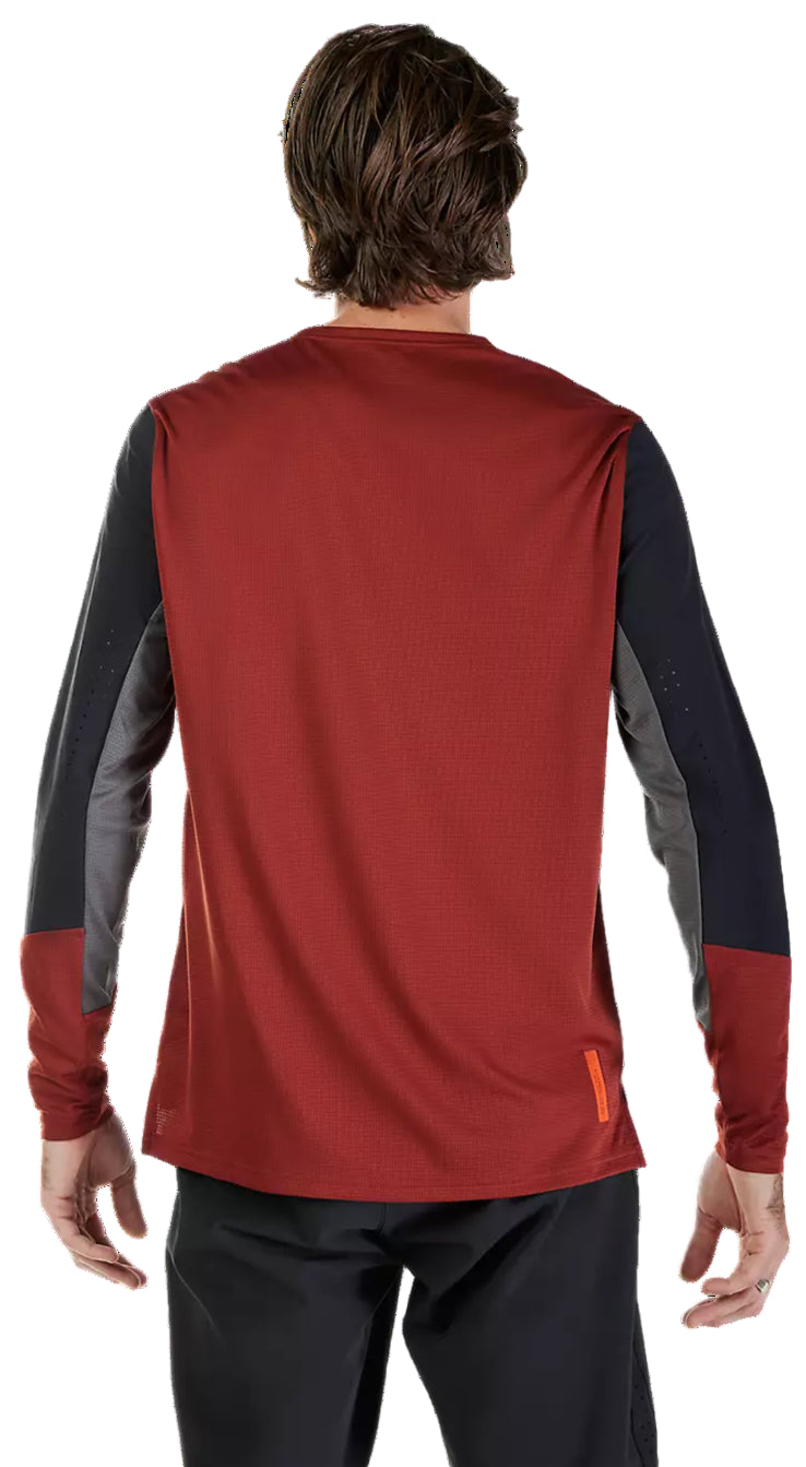 Fox Defend LS Jersey Rust BACK FACING MODEL 
