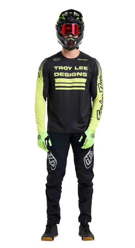 Troy Lee Designs Sprint Jersey 25.2 Segment Black FRONT FACING MODEL