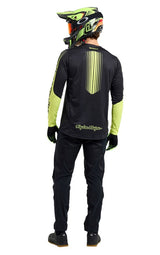 Troy Lee Designs Sprint Jersey 25.2 Segment Black BACK FACING MODEL