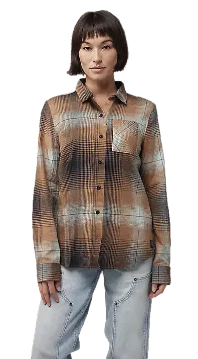 Fox Women's Traildust Flannel Shirt Wal FRONT FACING MODEL