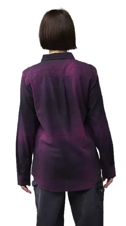 Fox Women's Traildust Flannel Shirt Sangria BACK FACING MODEL
