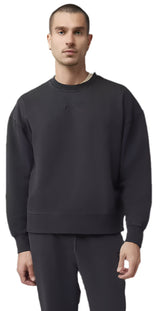 Fox WORDMARK Oversized Fleece CREW Black FRONT FACING MODEL