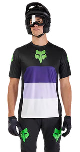 Fox Ranger SS Jersey Grid Black FRONT FACING MODEL