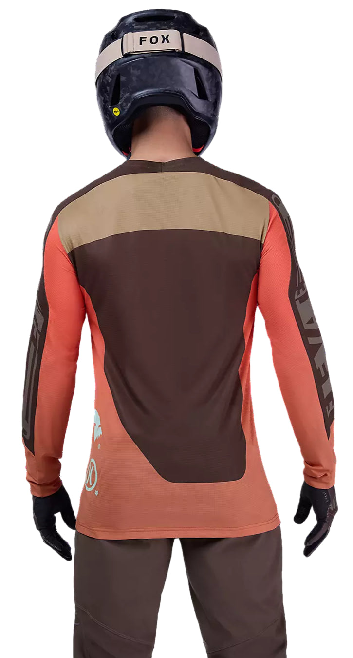Fox Flexair LS Jersey Elevated Cocoa BACK FACING MODEL