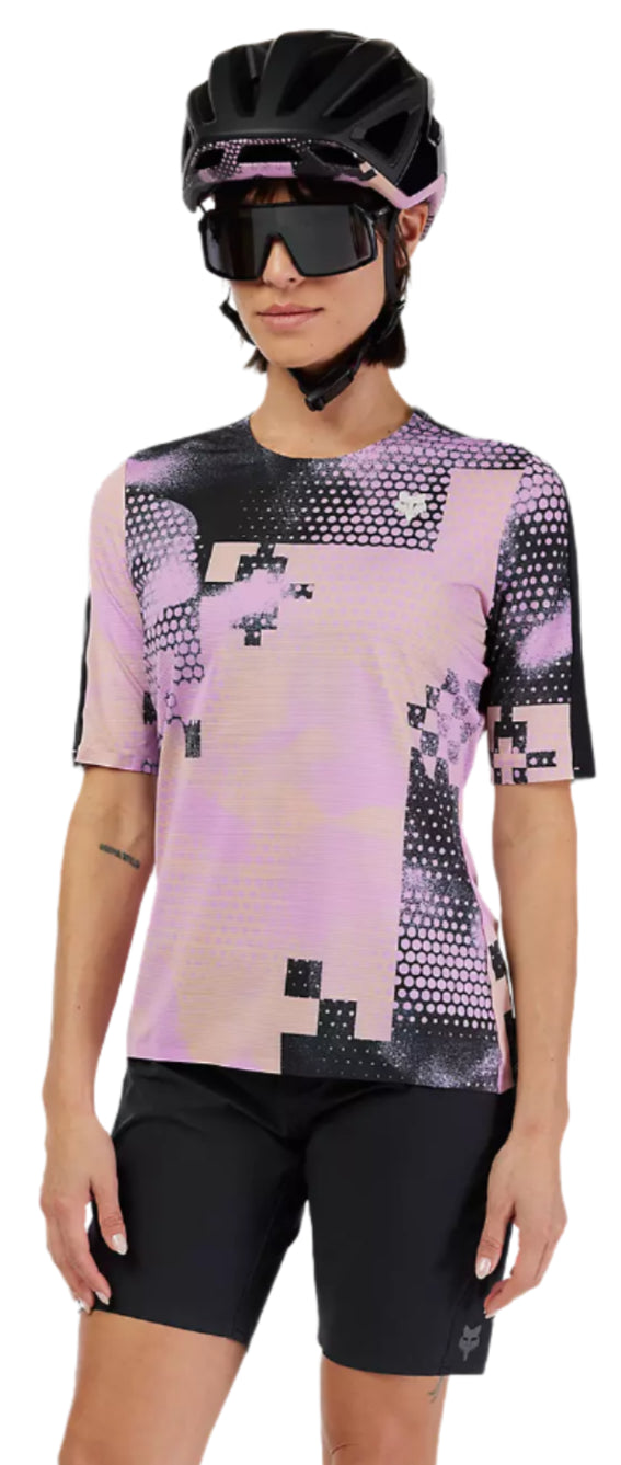 Fox Womens Flexair Ascent SS PULSE Dust Rose FRONT FACING MODEL