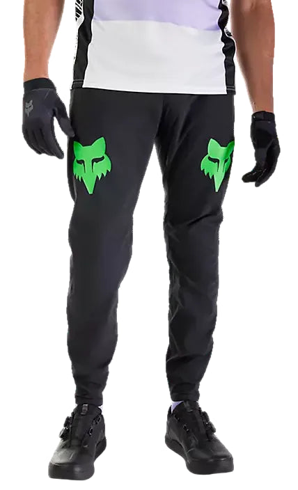 Fox Ranger Pant Grid Black FRONT DETAILS