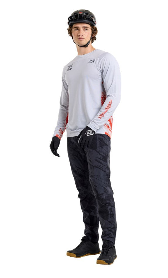 Troy Lee Designs Skyline Long Sleeve Jersey 25.2 Elemental Limestone SIDE FRONT FACING MODEL