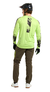 Troy Lee Designs Skyline Chill Jersey 25.2 Rockslide Glo Yellow BACK FACING MODEL