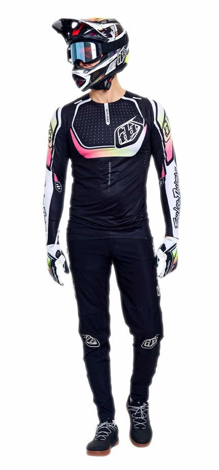 Troy Lee Designs Sprint Ultra Jersey Proton Black FRONT FACING MODEL