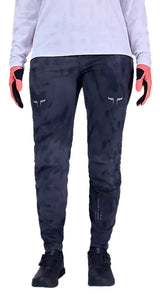 Fox Ranger Pant Lunar SE Black FRONT DETAILS