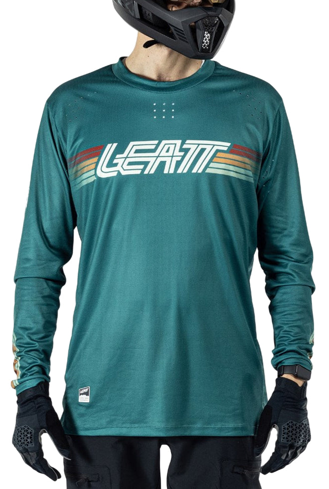 Leatt MTB Enduro 4.0 Jersey Teal FRONT FACING MODEL