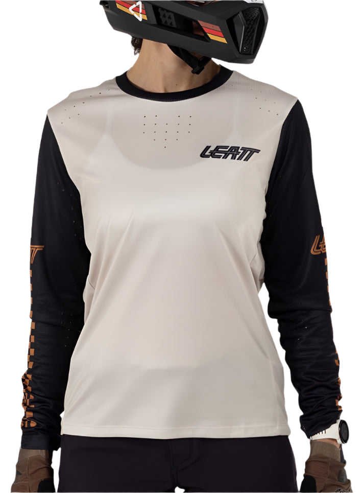 Leatt MTB Enduro 4.0 Women's Jersey Cream FRONT FACING MODEL