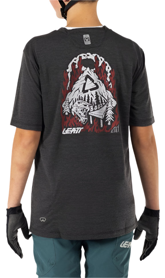 Leatt AllMtn 2.0 Jr MTB Jersey Black Back Facing Model