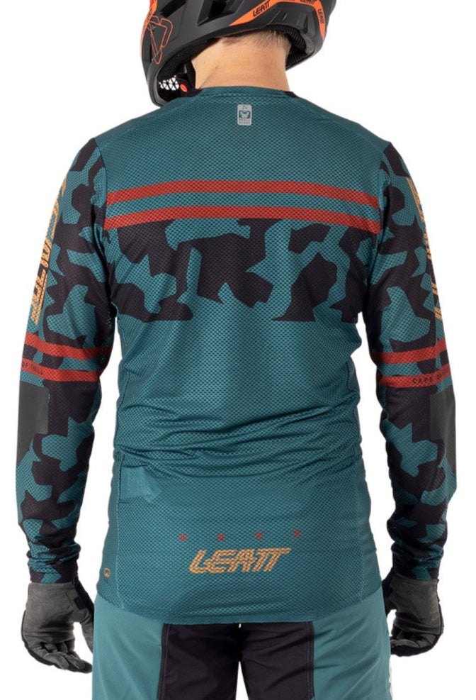 Leatt Gravity 4.0 MTB Jersey Teal BACK FACING MODEL
