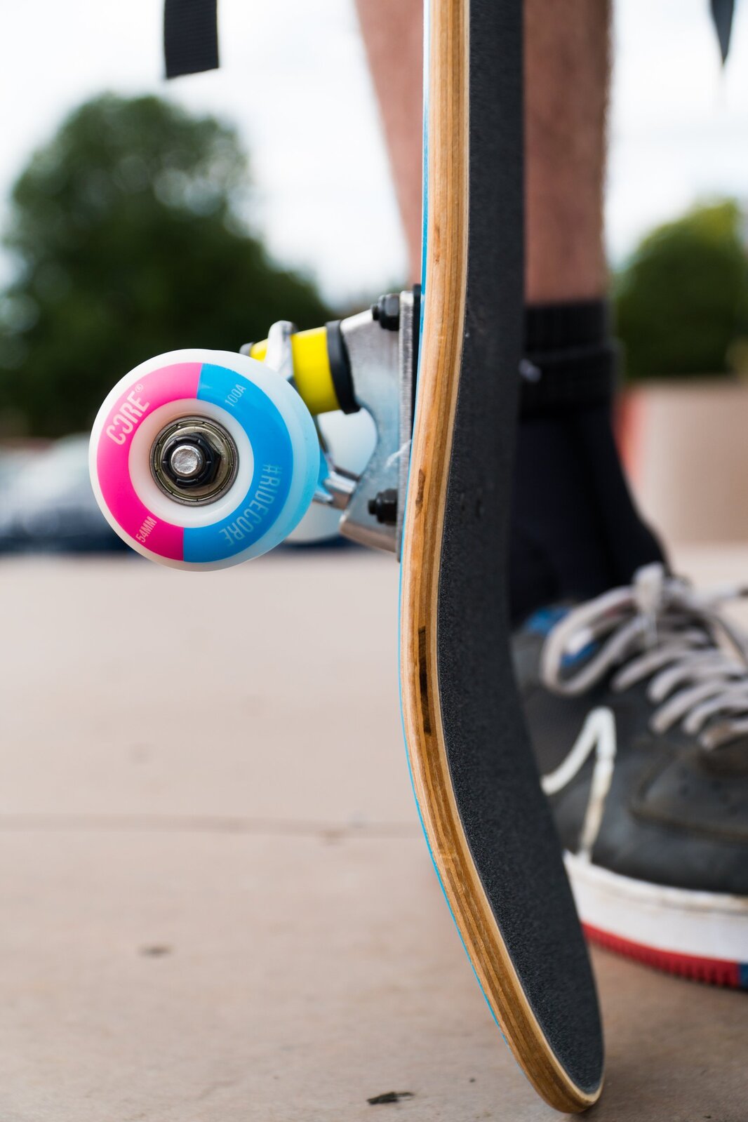 CORE Complete Skateboard C2 Split - Pink/Blue